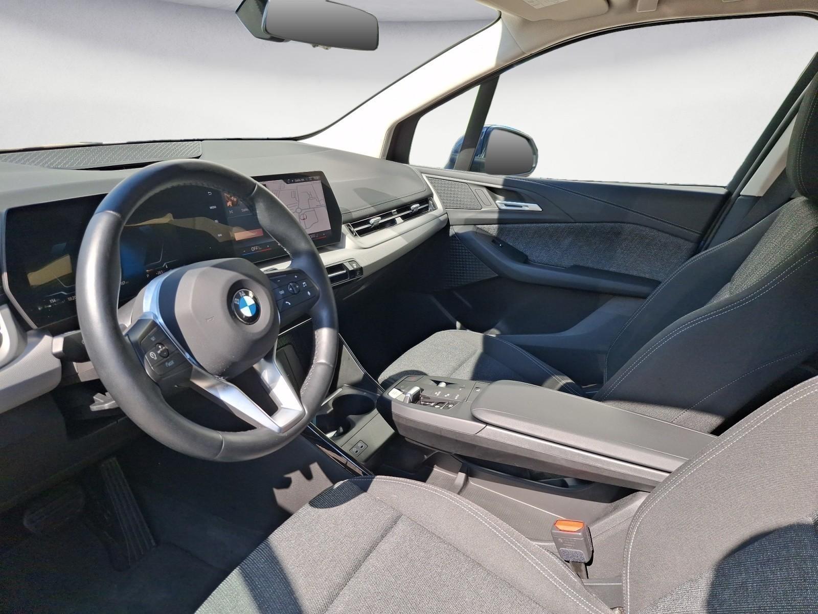 BMW 220 Active Tourer 220i Active Tourer Steptronic DCT Premium Paket, миниатюра 10