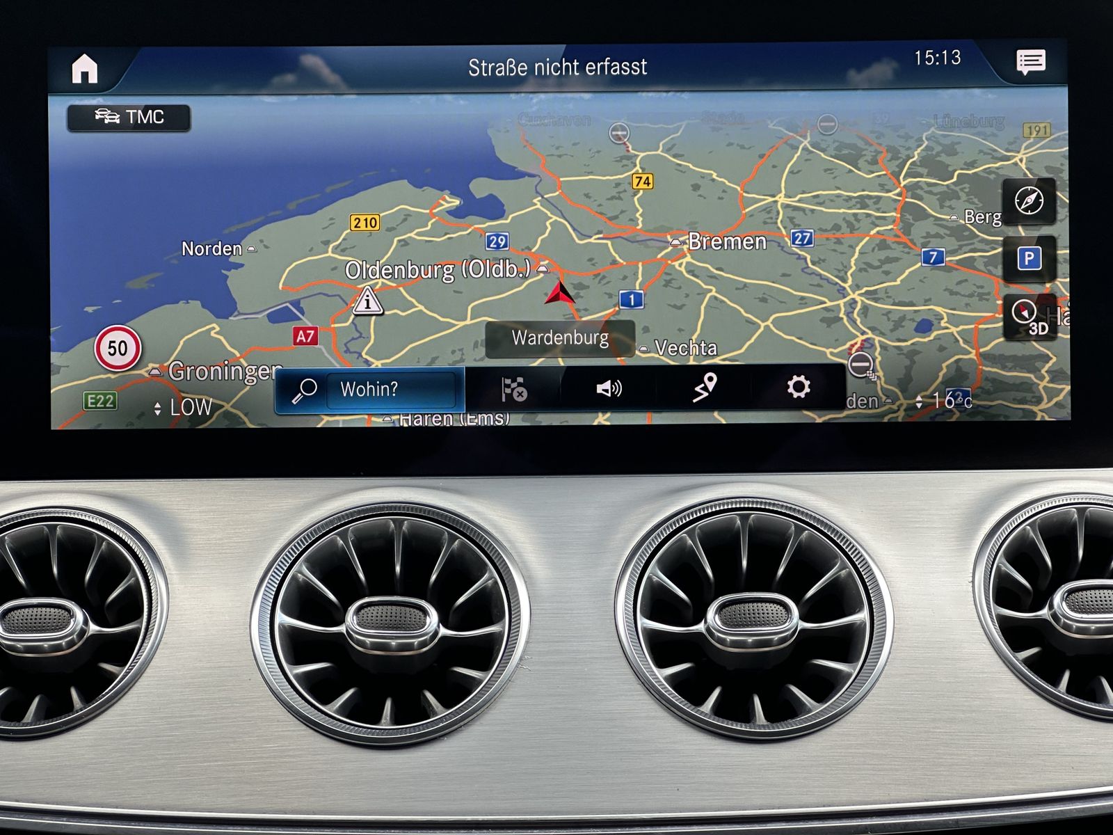 Fahrzeugabbildung Mercedes-Benz CLS 400d 4M AMG-Line NAV+LED+PANO+20ZO+BURMESTER