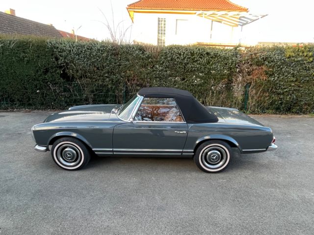 Mercedes-Benz 230 SL Pagode SEHR schönes Fahrzeug