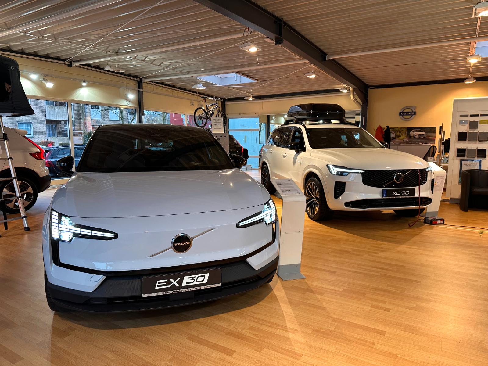 showroom-image-main