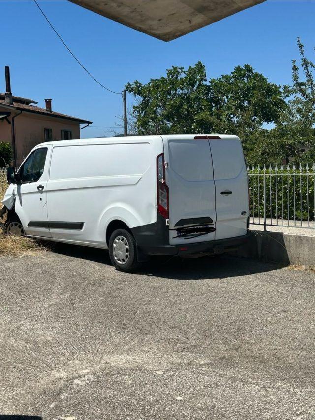 Ford Tourneo Custom