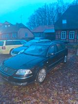 Volkswagen Passat W8 Schalter - Volkswagen Passat: Kombi, W8