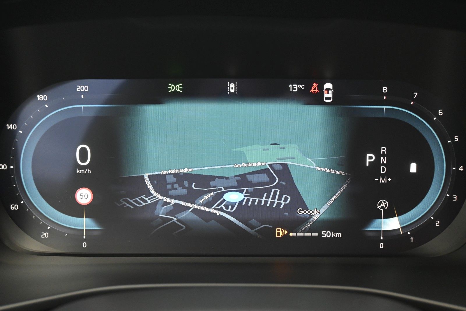 Fahrzeugabbildung Volvo XC40 B3 DKG Plus Black Edition*FSHZG*360°*ACC