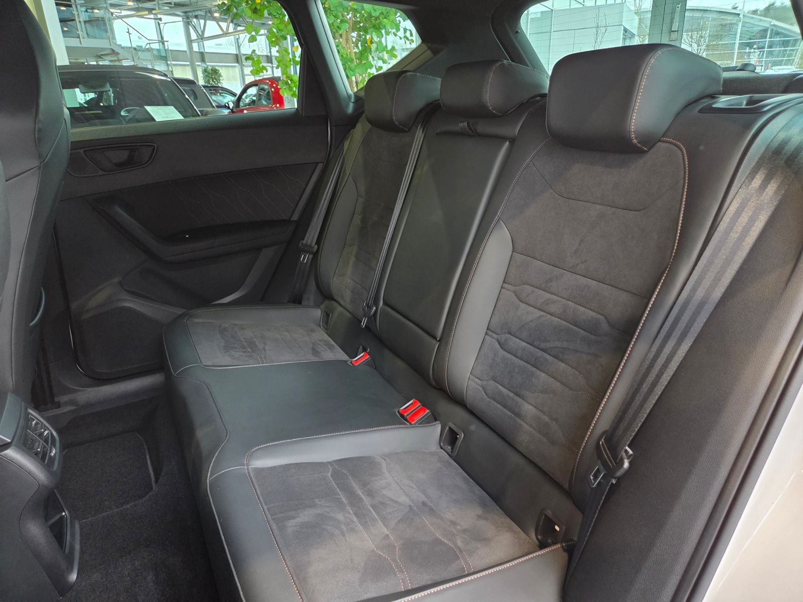 Fahrzeugabbildung CUPRA Ateca VZ 4Drive 360° el.HK LED NAV SHZ 19"