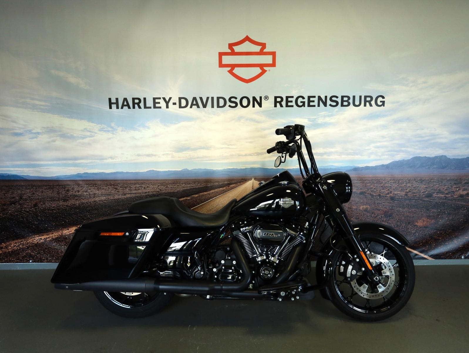 Harley-Davidson FLHRXS Road King Special
