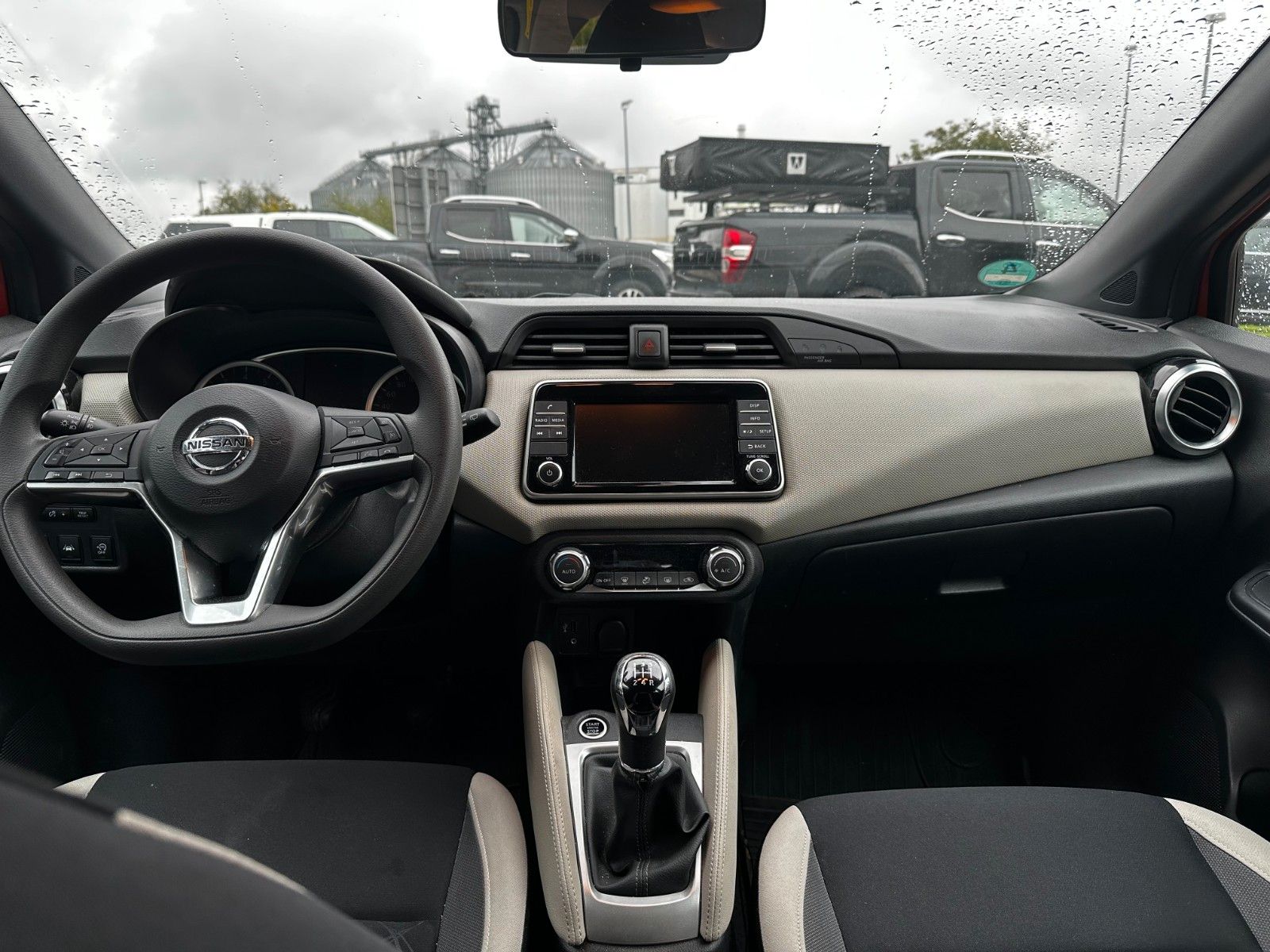 Fahrzeugabbildung Nissan Micra Top Zst.  Navi, Alufelgen, Klimaaut.