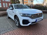 Volkswagen Touareg 3.0 V6 TDI 170kW 4MOT Tiptr. R-Line ... - VW Touareg Gebrauchtwagen in Hannover