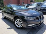 Volkswagen Passat Variant/AUTOMAT/AHK/ACC/ASISS/I HAND - VW Passat Gebrauchtwagen in Stuttgart