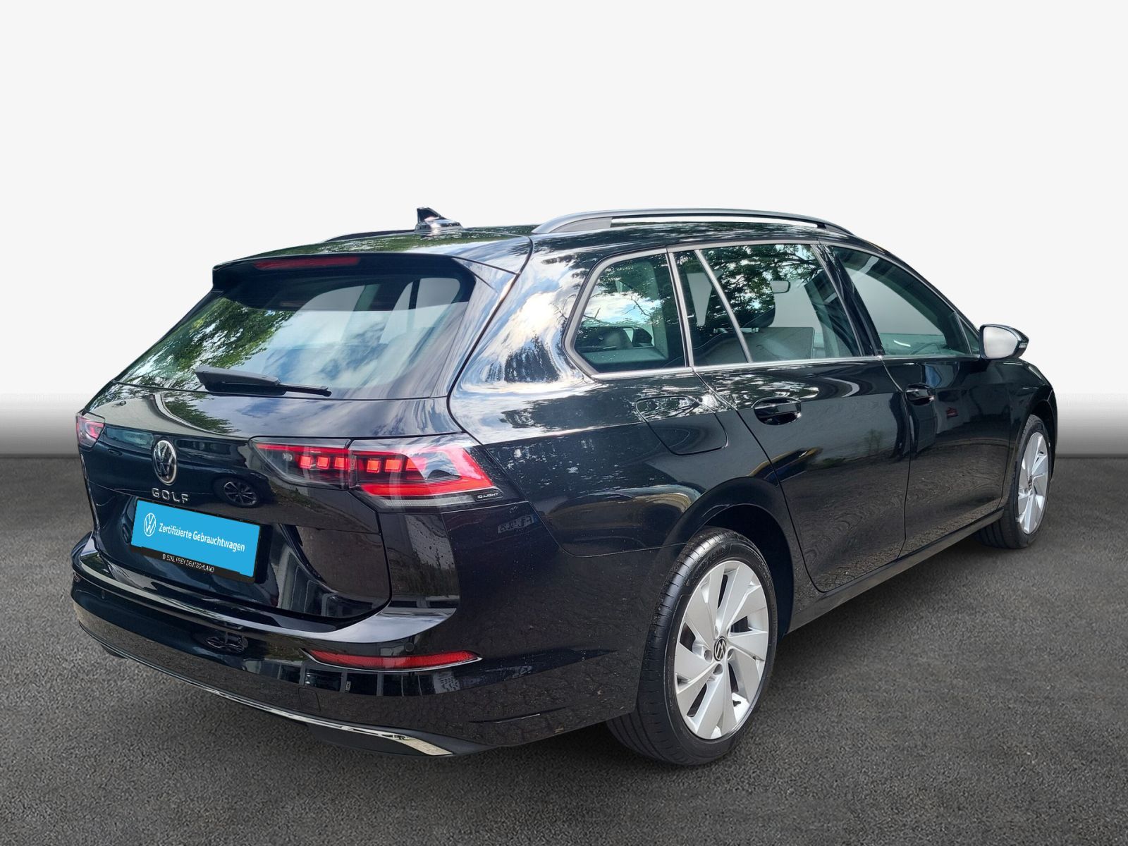 Volkswagen Golf VIII Variant 2.0 TDI DSG Style AHK NAV RFK foto 2