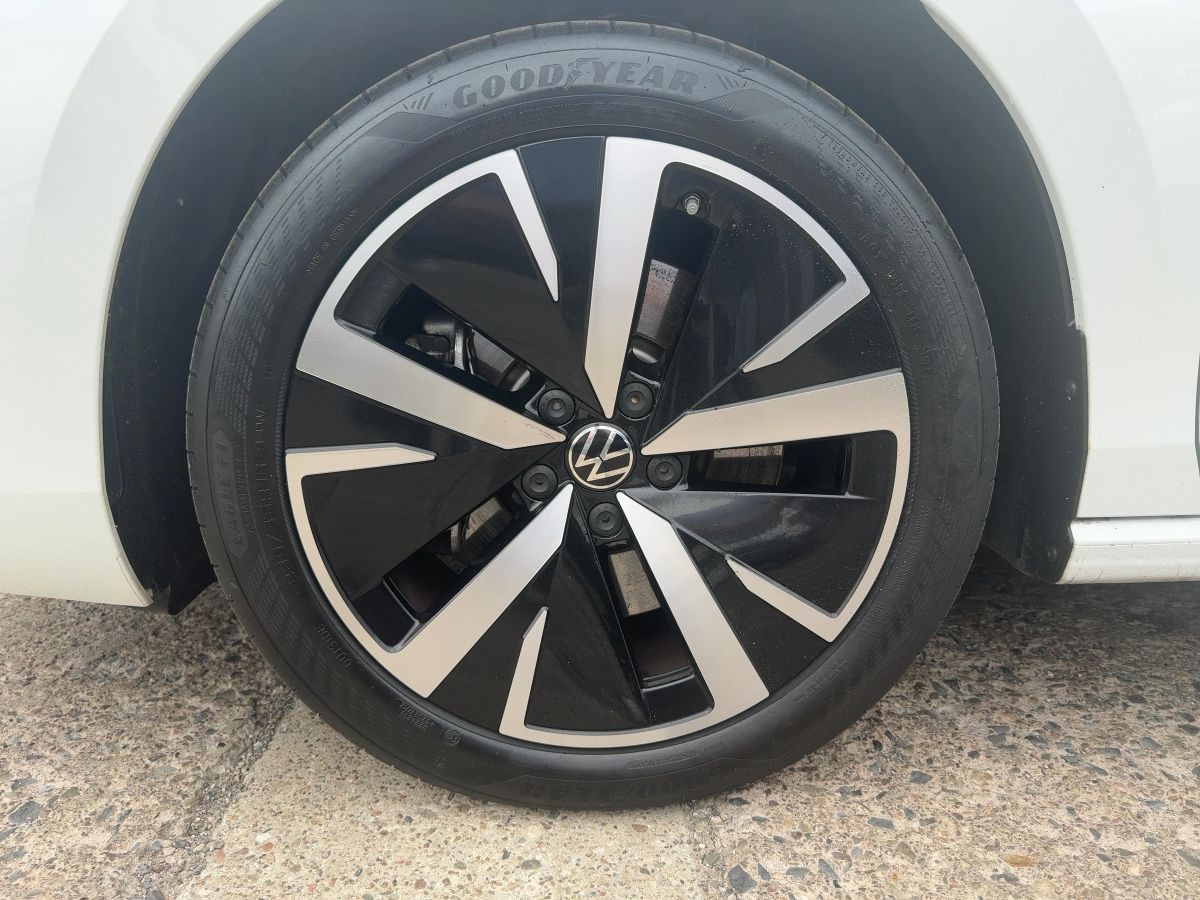 Volkswagen Passat Variant 1.5 eHybrid Business Navi LED ACC foto 12