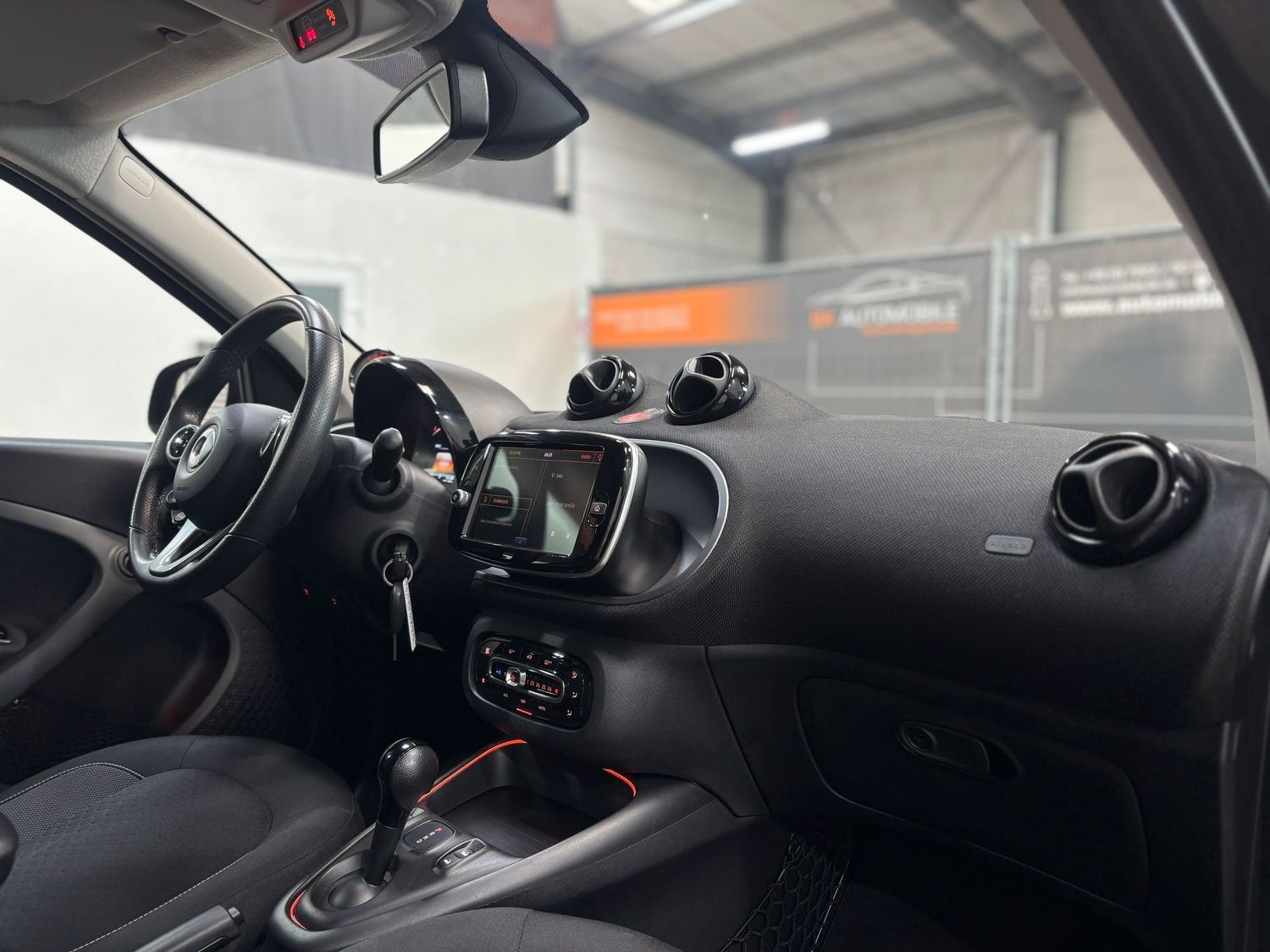 Fahrzeugabbildung Smart forFour electric drive/EQ 22kw#LED#Faltdach#Kam