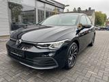 Volkswagen Golf VIII Lim. Life/1 Hand/Unfallfrei - Volkswagen Golf: Unfall