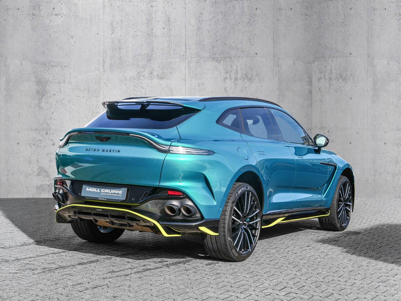 Aston Martin DBX707 Podium Green, Auto Park Assist