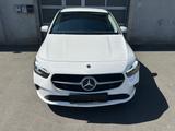 Mercedes-Benz B 180 Autom*Digit. Cockpit*LED*NAVI*AHK*CAM* - gebrauchte Vans in Nürnberg
