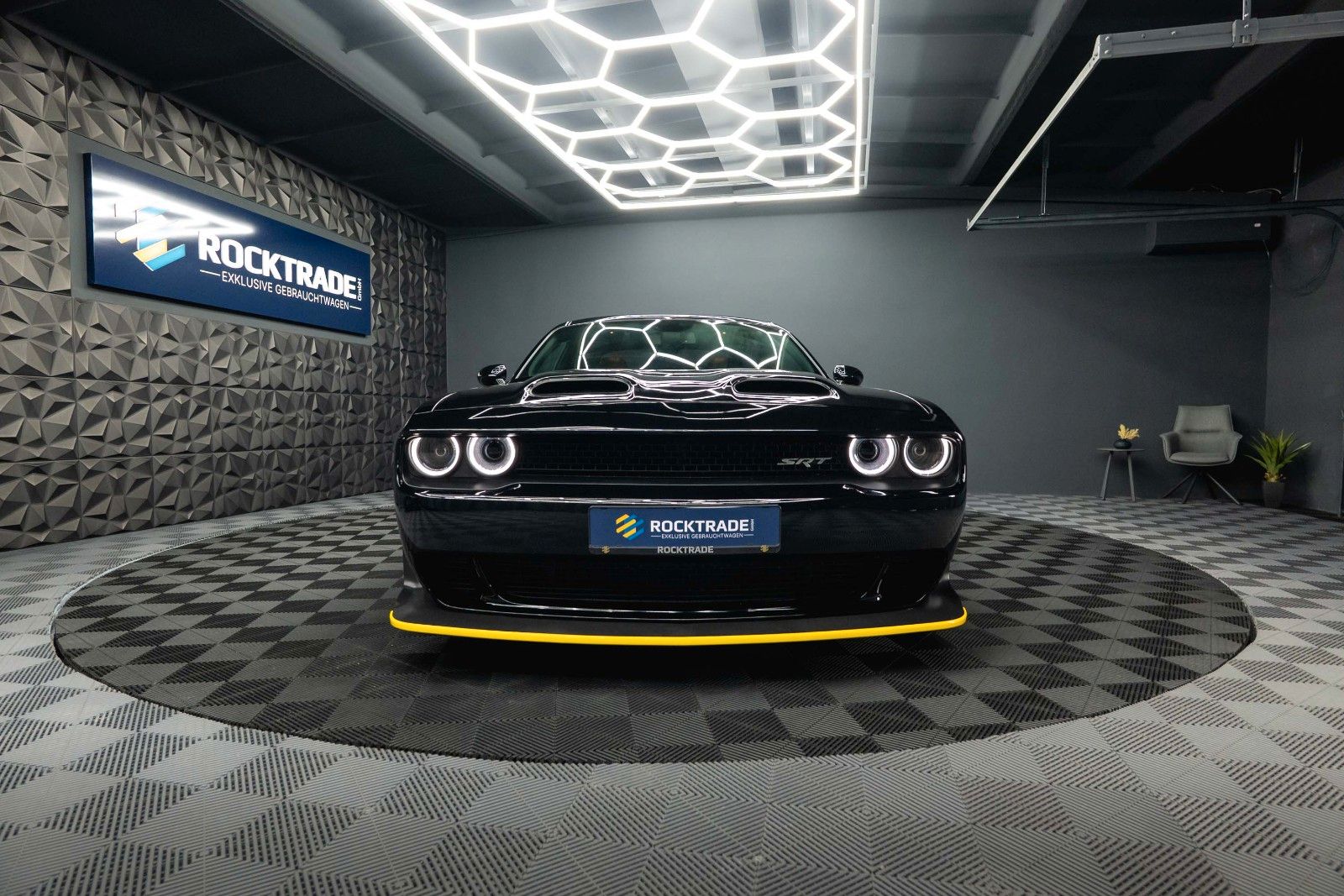 Fahrzeugabbildung Dodge Challenger 5.7 V8 R/T SRT WIDE BODY *LED*19%*