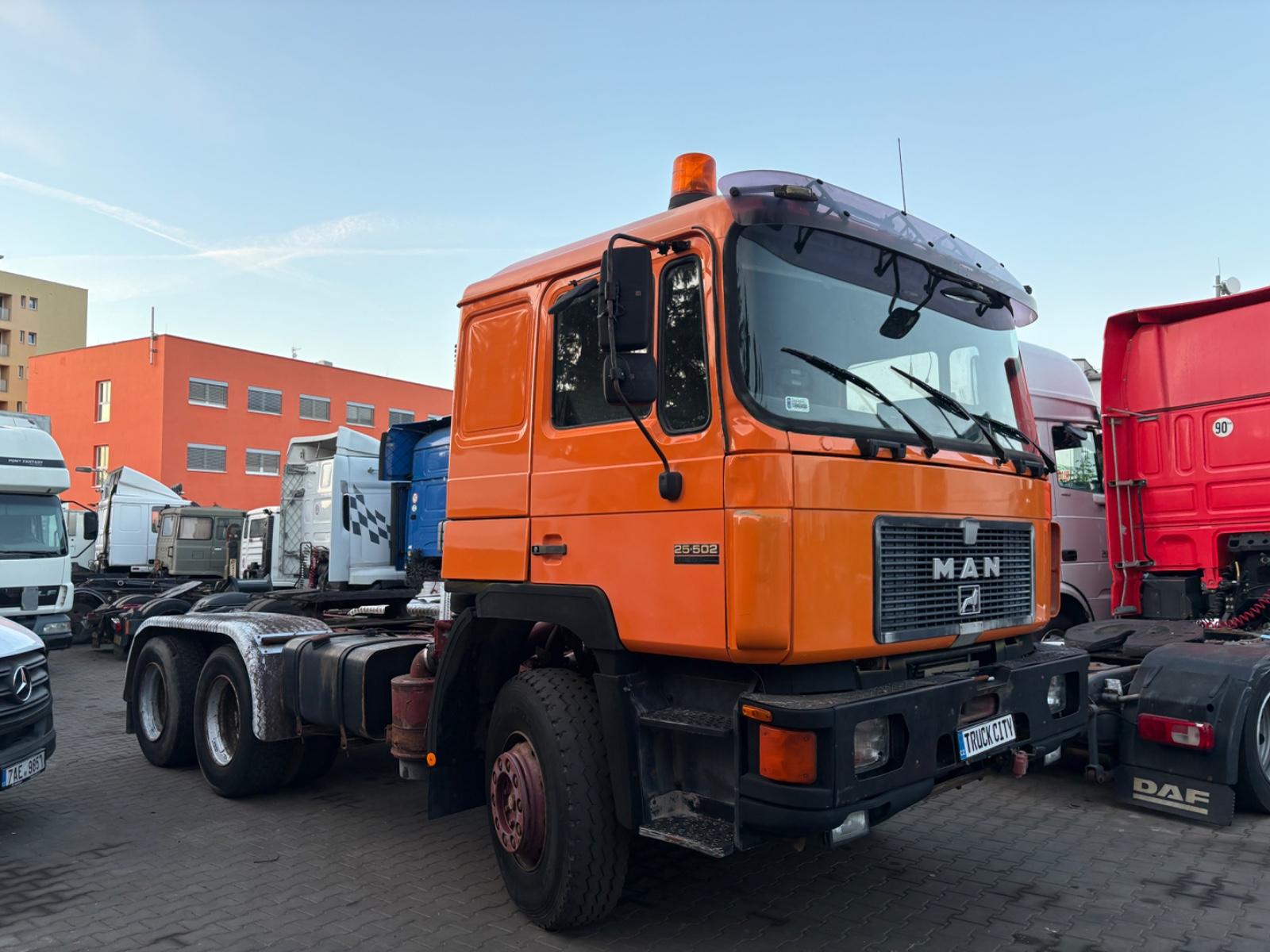MAN 26.502  V10  6X4 MANUAL IRON STELL
