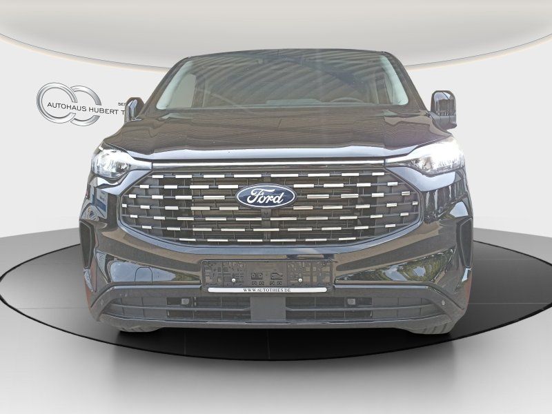 Fahrzeugabbildung Ford Tourneo Custom 2.0 EcoBlue Aut. 320 L2 Titanium