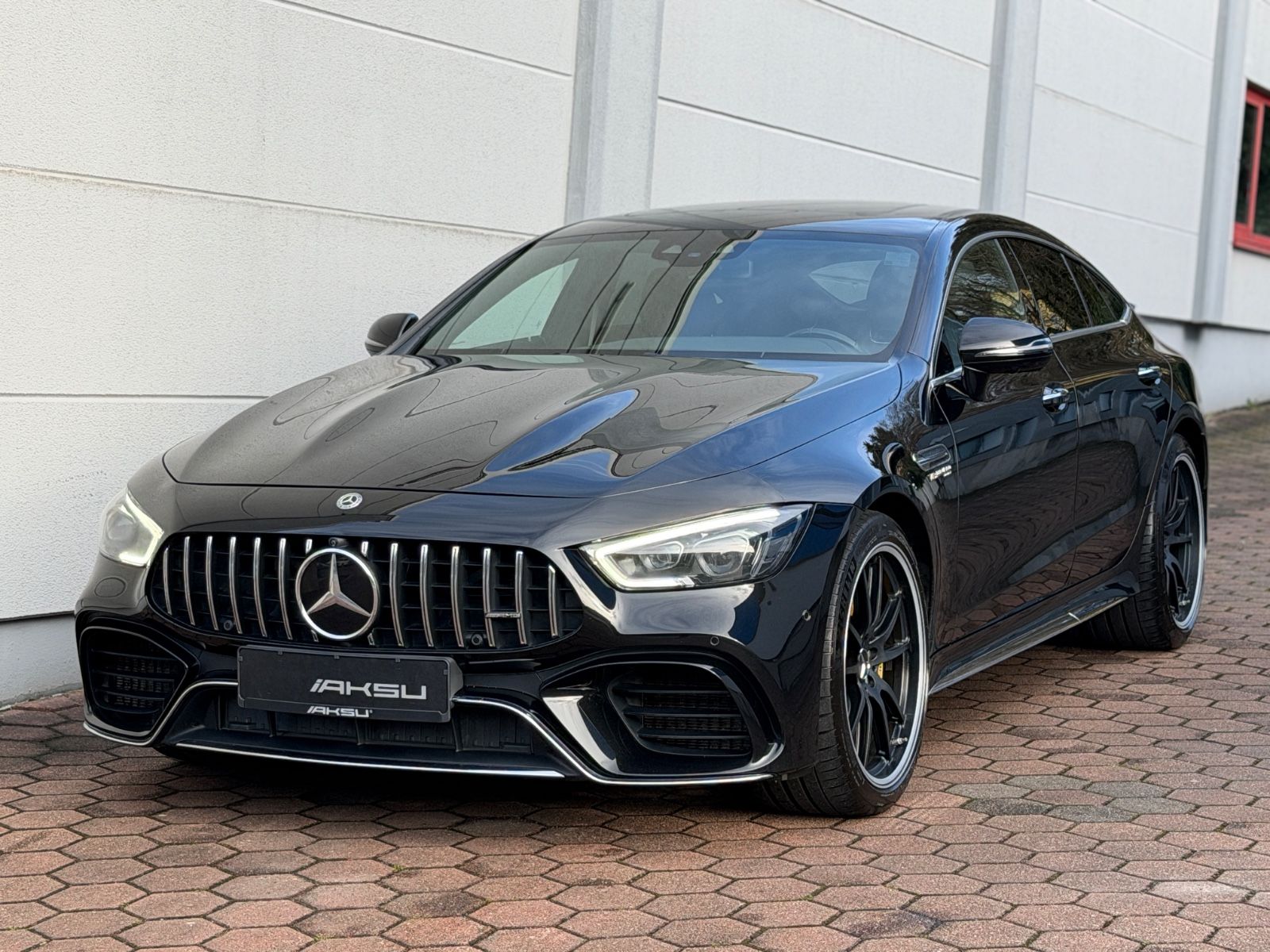 MERCEDES-BENZ AMG GT 63 S 4M+ °HIGH-CLASS°DYN+°TV°360°BURM°21"