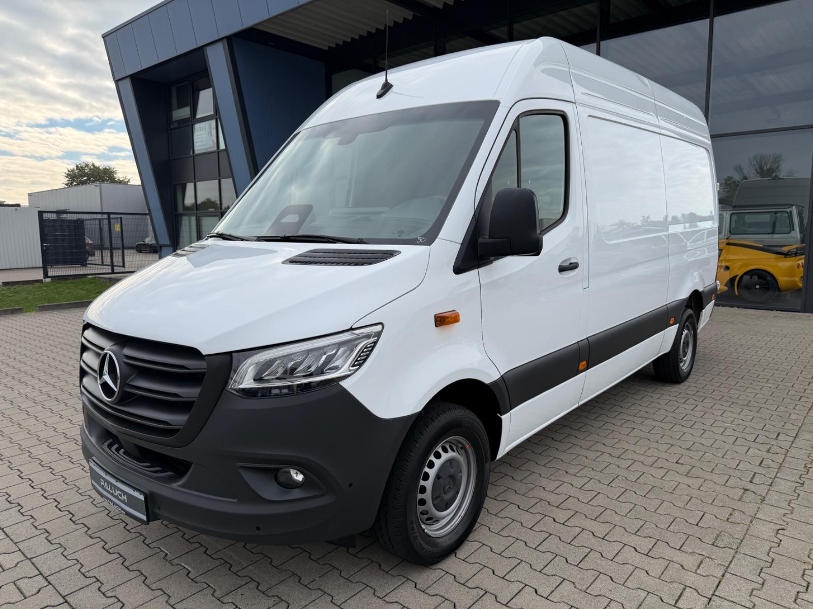 Mercedes-Benz Sprinter 317 Cdi L2H2 PRO Autom. MBUX AHK 3,5T