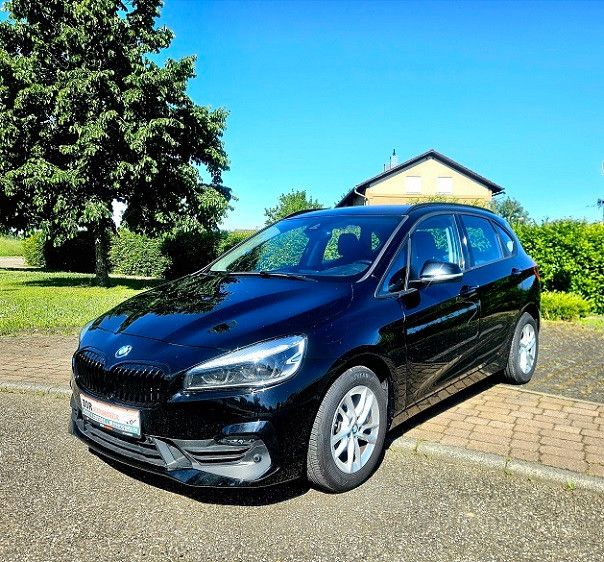 BMW 218 - 1