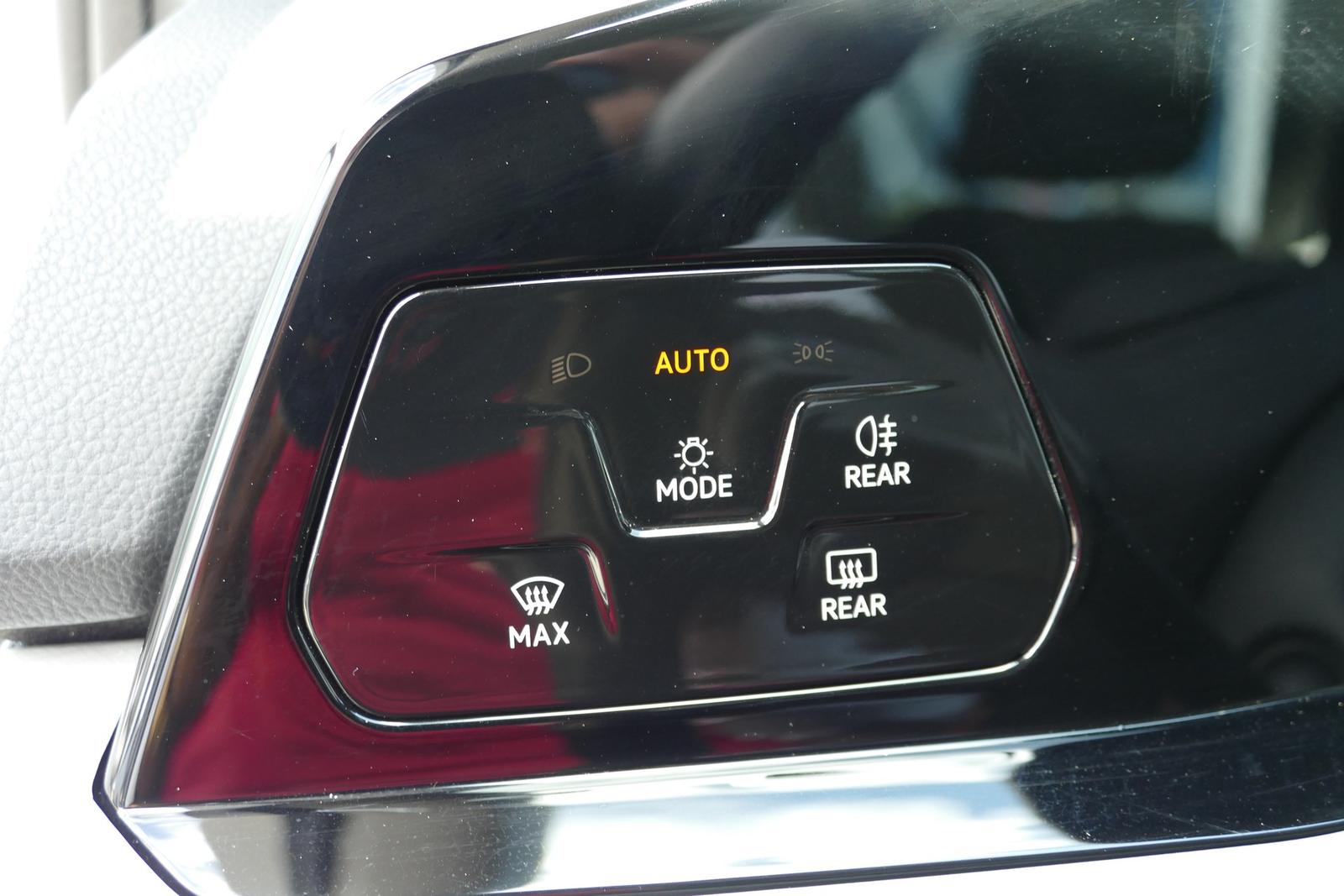 Volkswagen Golf VIII Variant 2.0 TDI LED ACC Android Apple, миниатюра 17