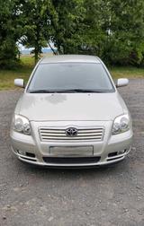 Toyota Avensis 1.8 - gebrauchte Toyota Avensis aus dem Jahr 2005
