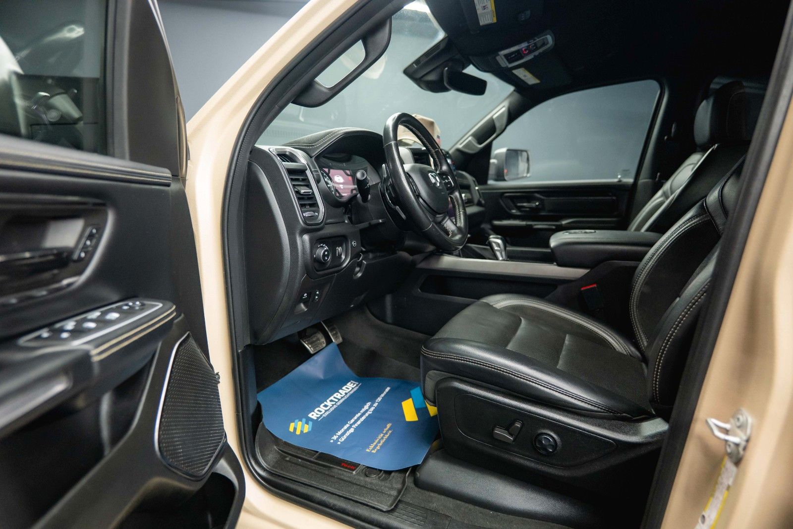Fahrzeugabbildung Dodge RAM 5.7 V8 HEMI 4x4 NIGHT GT SPORT Offroad 19%