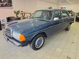 Mercedes-Benz 300 d  w123  H Kennzeichen Oldtimer Automatik - Mercedes-Benz 300 in Bochum