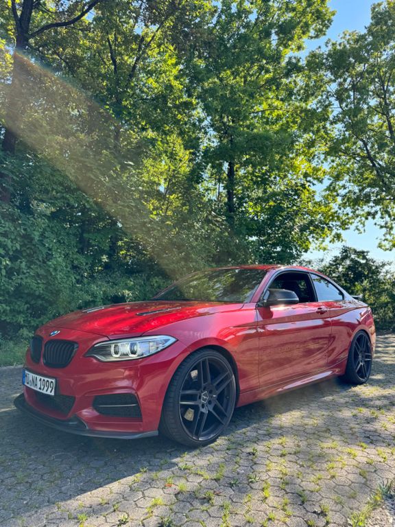 BMW M235