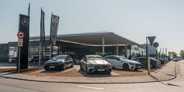 MERCEDES-BENZ AMG GT 53 4MATIC+ CARBONDACH wenig gelaufen 