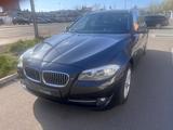 BMW 530 d xDrive/Navi/SHZ/PDC/Xenon/Panorama - BMW 530 aus 2011: 530d Xdrive