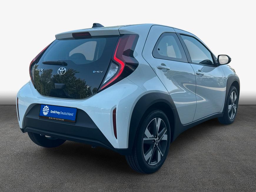 Toyota Aygo X Hybrid Active imagem 2