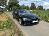 BMW 328i Touring Sport Line Sport Line - schwarze BMW 328