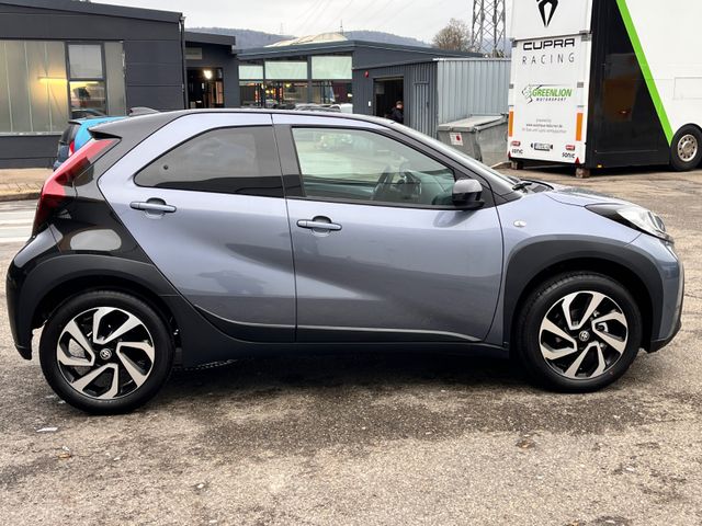 Aygo X Team D*Apple Carplay/Andoid Auto*