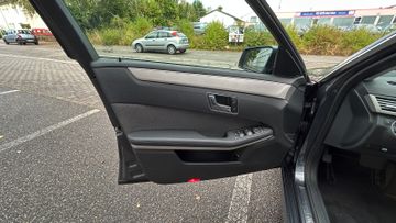 Mercedes E 250 - 7