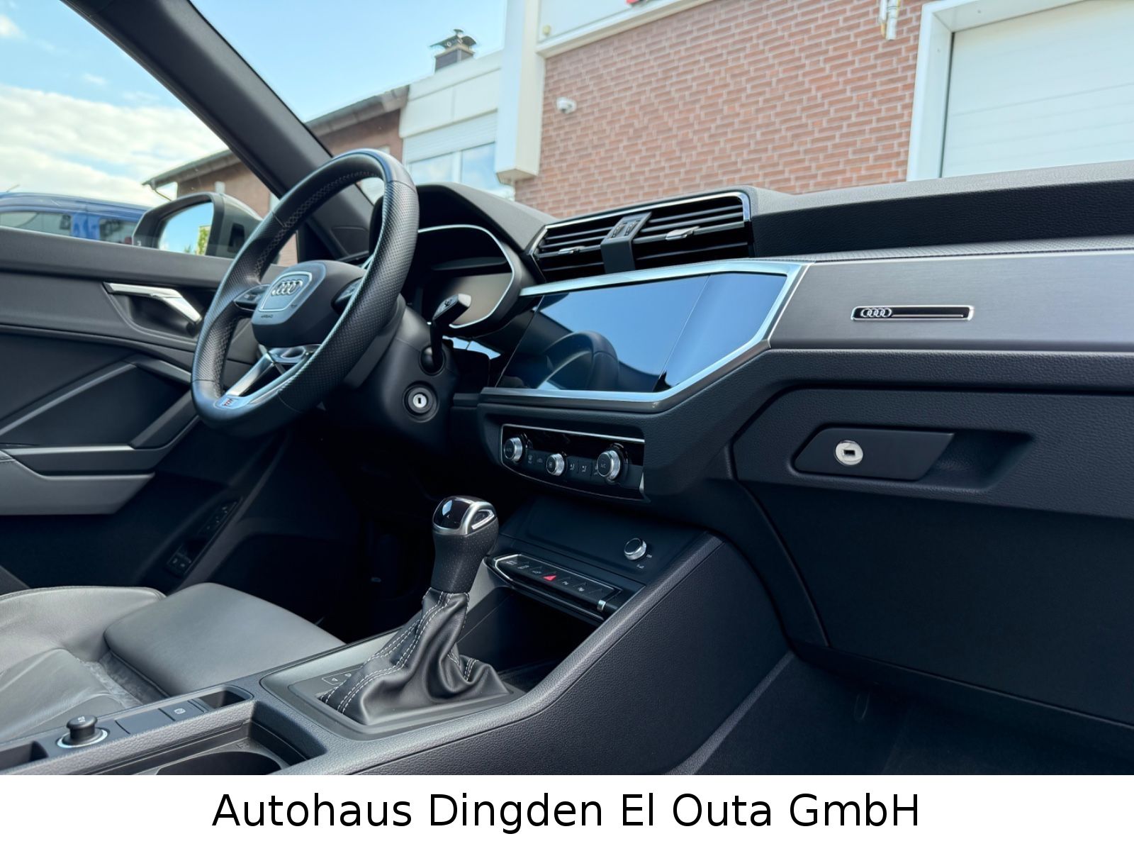 Audi Q3 45 TFSI e S Line foto 23