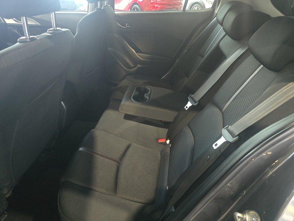 Mazda 3 SKYACTIV-G 120 SKYACTIV-Drive Kizoku