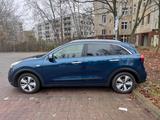 Kia Niro 1.6 GDI Hybrid Vision Vision - blaue Kia Niro