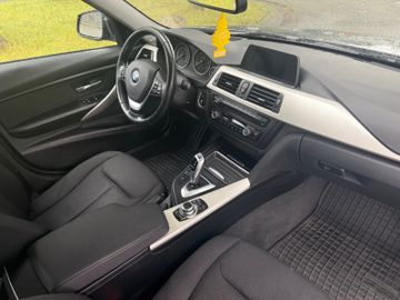 BMW 318 - 12