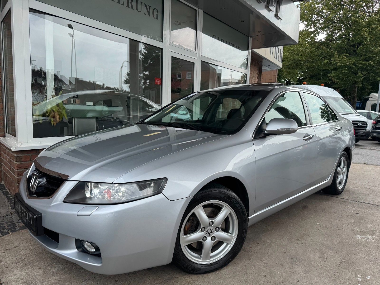 Fahrzeugabbildung Honda Accord Lim. 2.0 Executive Autom. Klimaaut./Leder