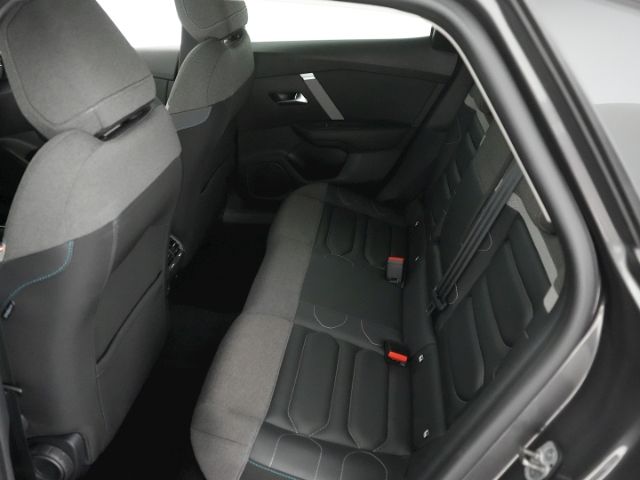 C4 SHINE BLUEHDI AT+LED LICHT+NAVI+360 GRAD KAME