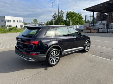 Audi Q7 - 8