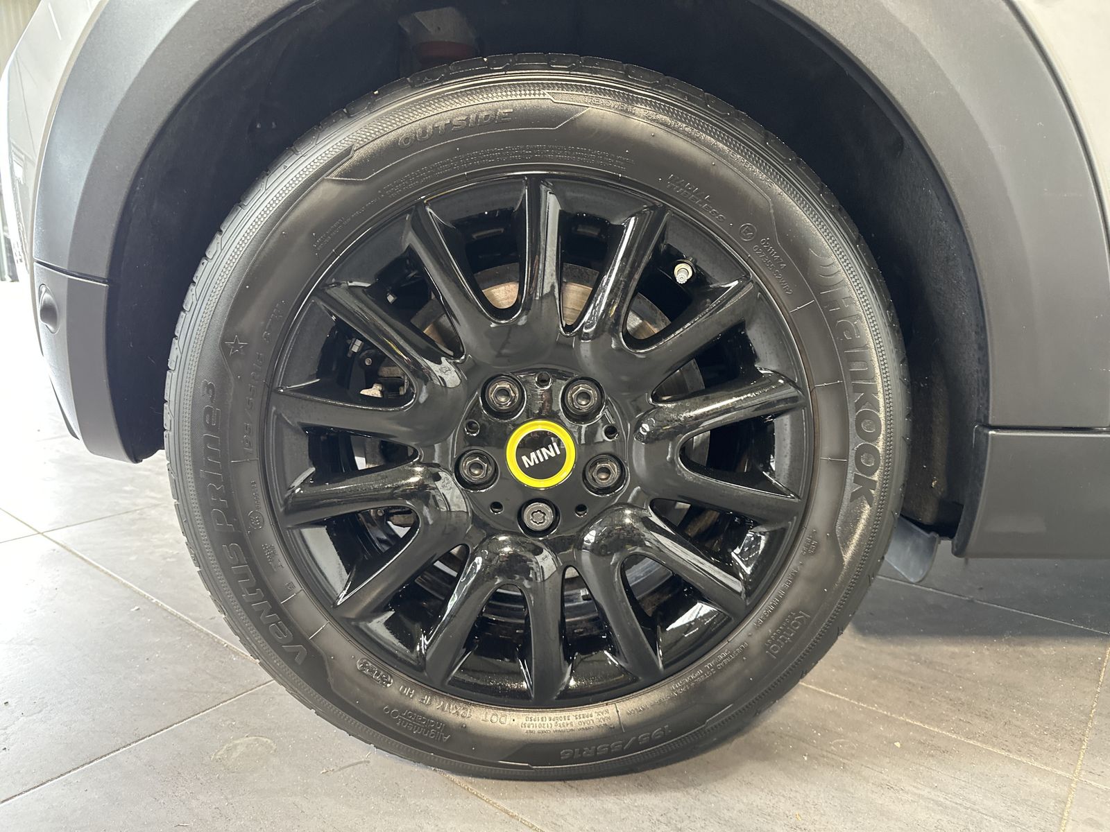 Fahrzeugabbildung MINI Cooper SE Classic-Trim NAV+LED+RÜCKFAHRKAMERA+SH