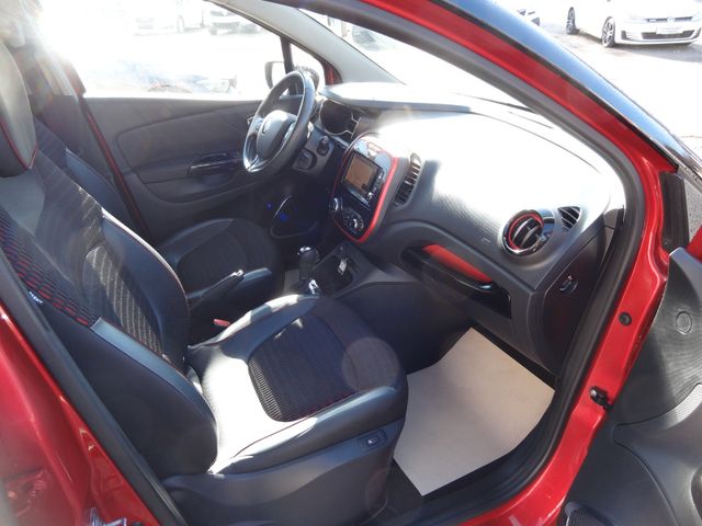 Fahrzeugabbildung Renault Captur Helly Hansen/Automatik/2.Hd/PDC/