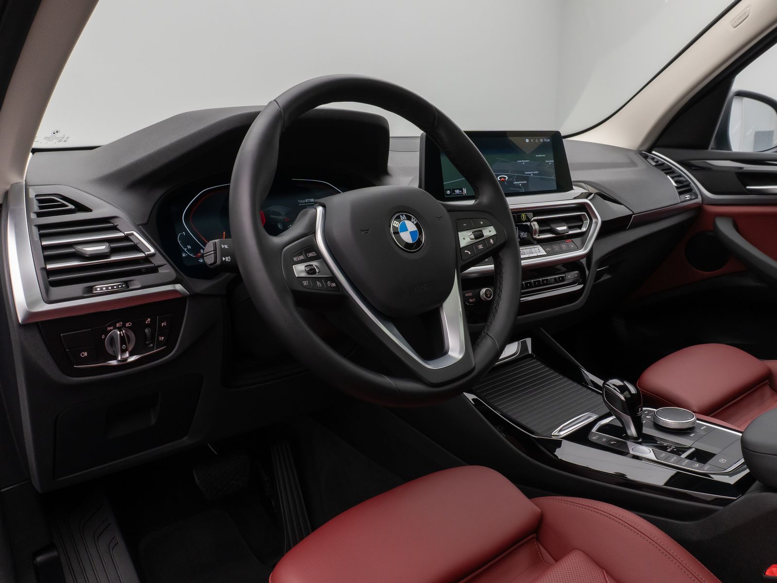 Fahrzeugabbildung BMW X3 xD20i Panorama 360°DAB LED Sport Leder 18Zoll