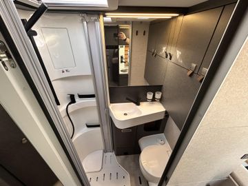 HYMER  ERIBA  HYMERCAR ML-T CrossTrail 580 Winterpaket TV GFK ZV Lüfter