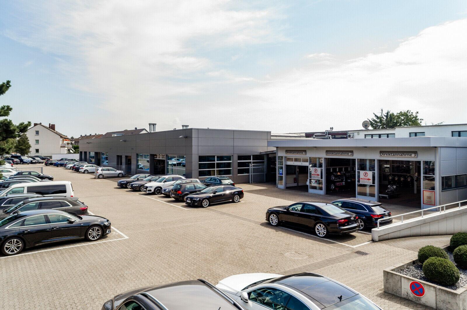 showroom-image-bottom