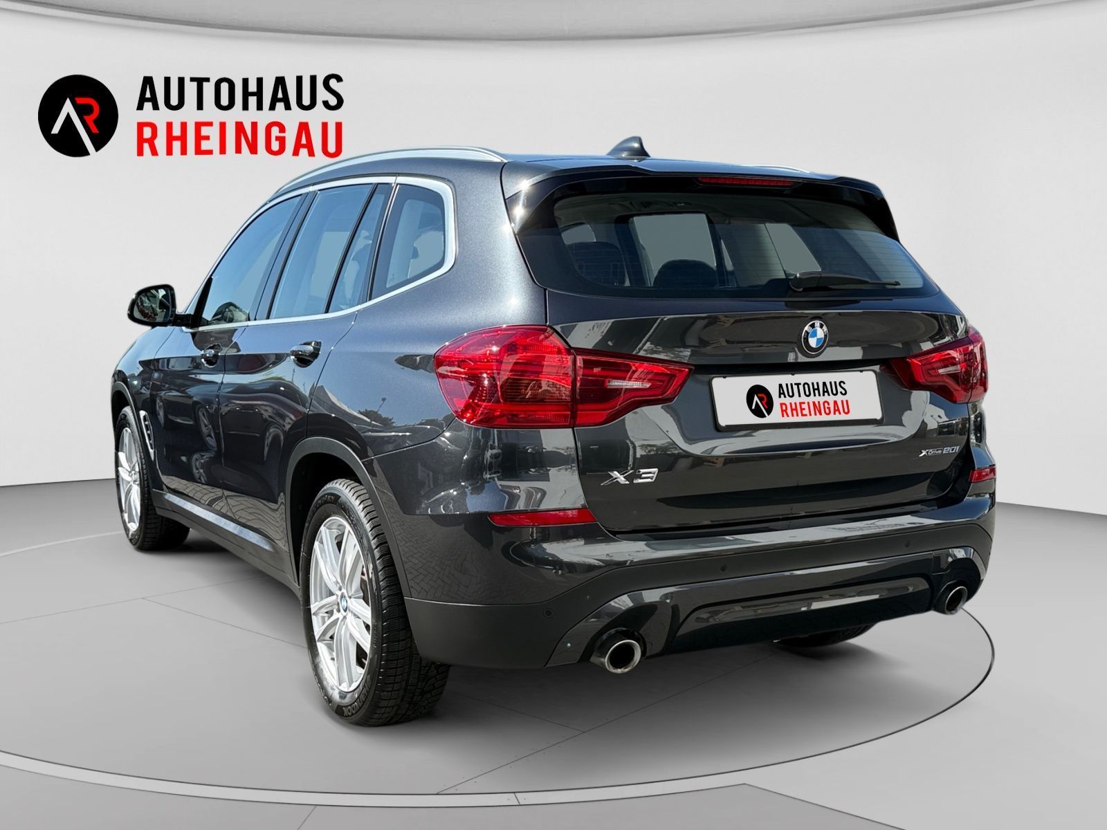 Fahrzeugabbildung BMW X3 xDrive20i Aut. 1.HAND PANO