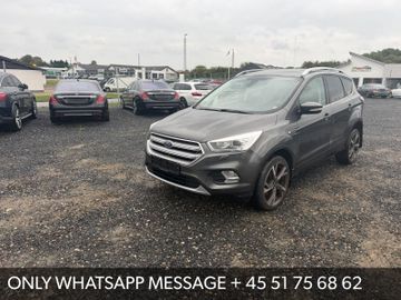 Ford Kuga - 1