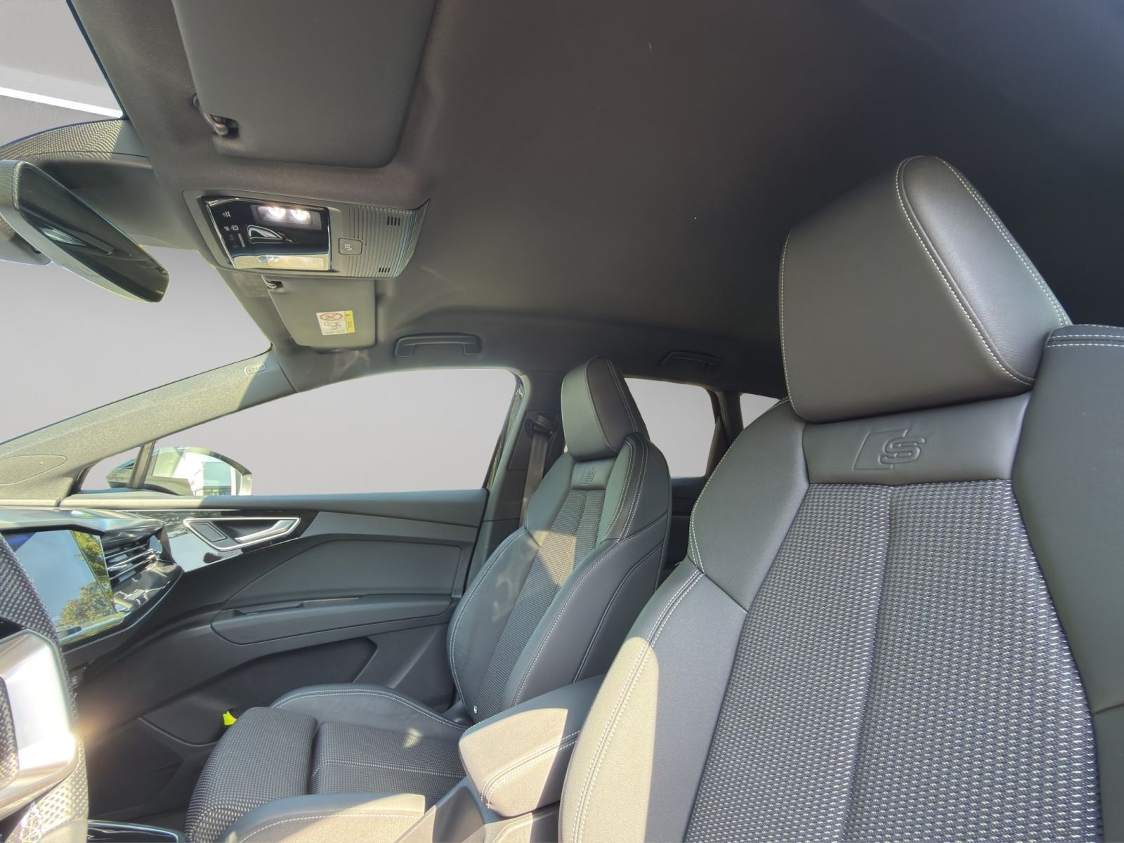 Audi Q4 e-tron - Bild 21